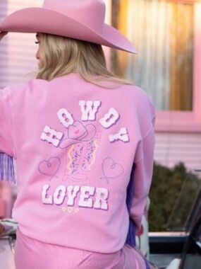 Living fully by Mallory Ervin “howdy lover”